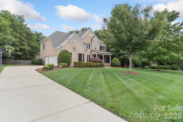 1111 Dobson Drive, Waxhaw, NC 28173