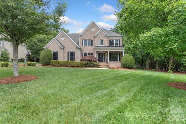 1111 Dobson Drive, Waxhaw, NC 28173
