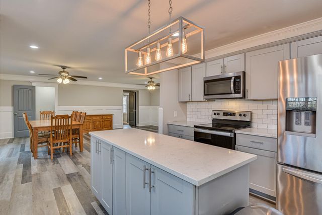 5130 Hereford Farm Road, Evans, GA 30809