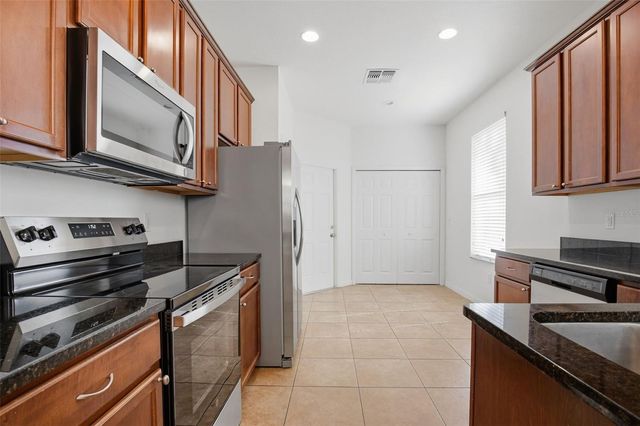 14167 STOWBRIDGE AVENUE, Tampa, FL 33626