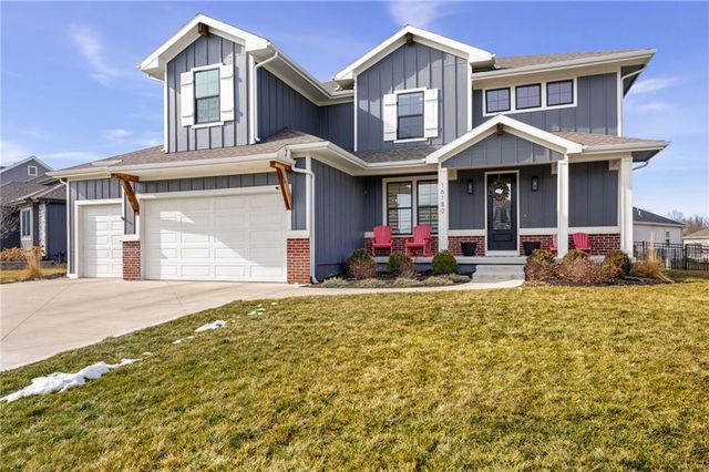 16180 W 165th Terrace, Olathe, KS 66062