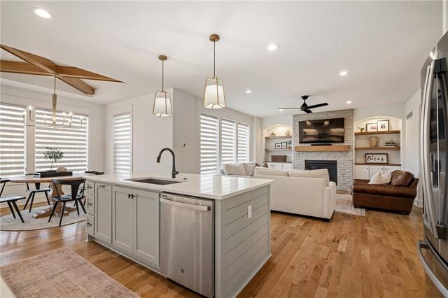 16180 W 165th Terrace, Olathe, KS 66062