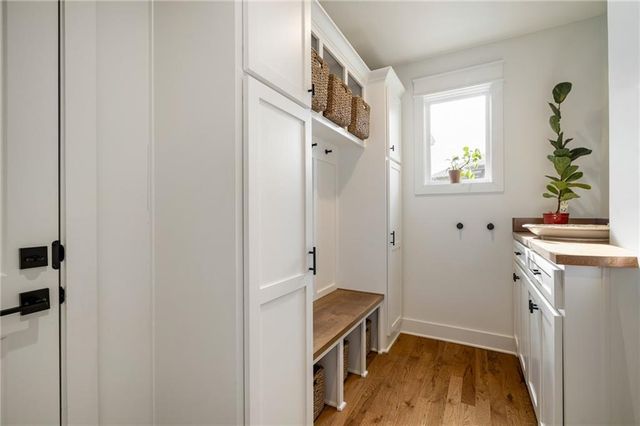 16180 W 165th Terrace, Olathe, KS 66062