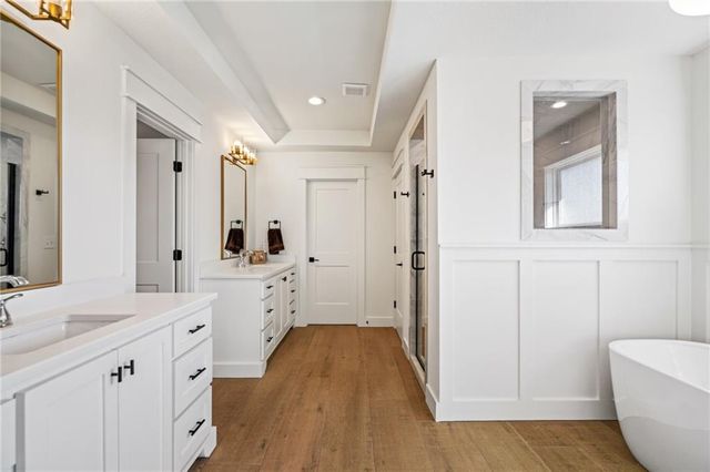 16180 W 165th Terrace, Olathe, KS 66062