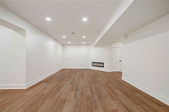 16180 W 165th Terrace, Olathe, KS 66062