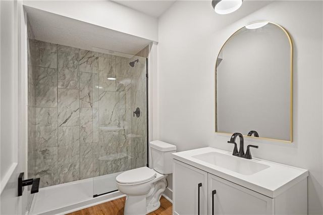 16180 W 165th Terrace, Olathe, KS 66062