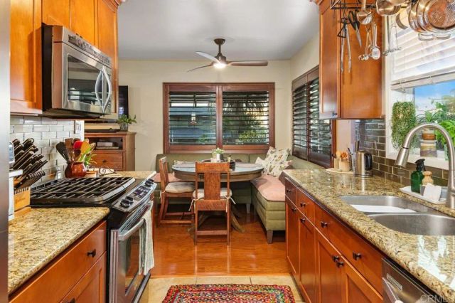 5238 Carlsbad Boulevard, Carlsbad, CA 92008