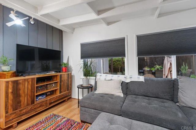 5238 Carlsbad Boulevard, Carlsbad, CA 92008