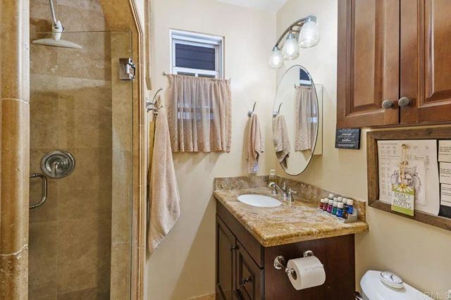 5238 Carlsbad Boulevard, Carlsbad, CA 92008