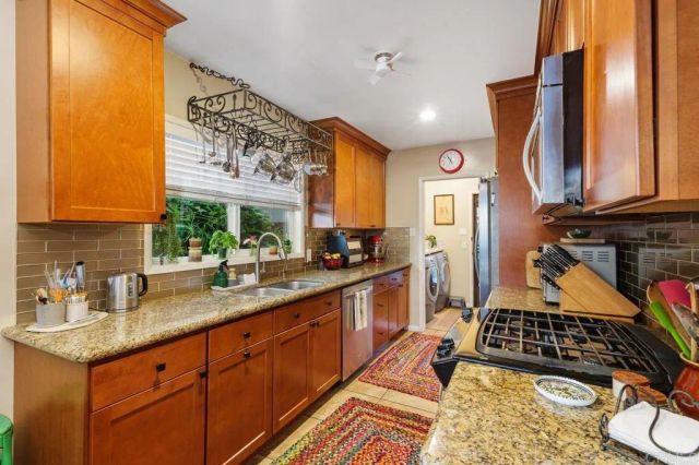 5238 Carlsbad Boulevard, Carlsbad, CA 92008