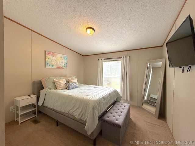 23 Holiday Village, Porum, OK 74455