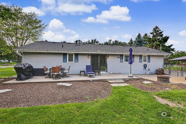 2522 Von Esch Road, Joliet, IL 60431