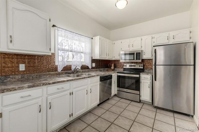 1021 E 17th Avenue 20, Denver, CO 80218