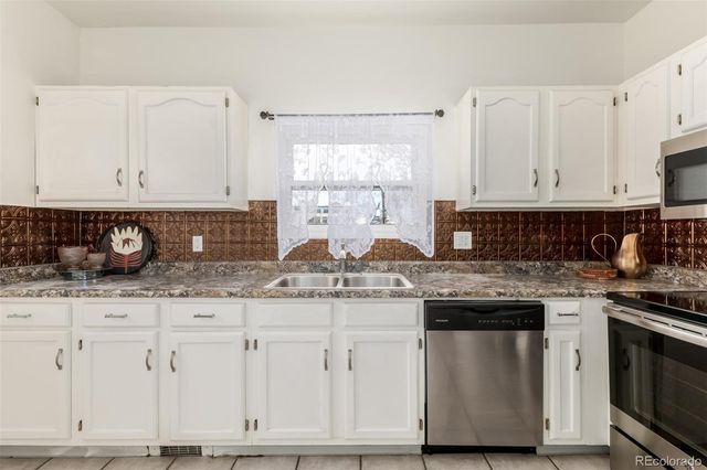 1021 E 17th Avenue 20, Denver, CO 80218