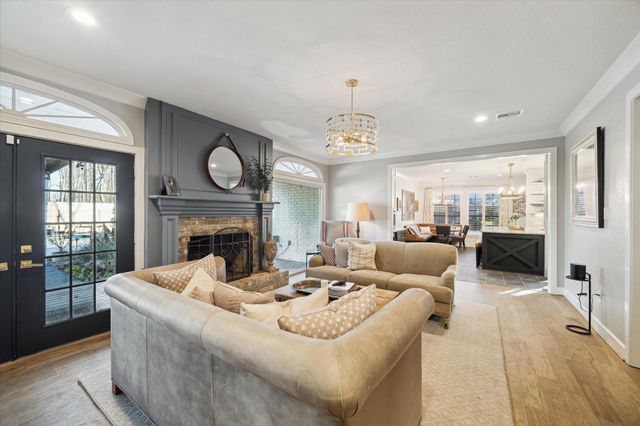 4110 Long Leaf Lane, Houston, TX 77365