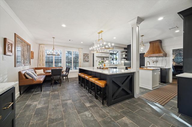 4110 Long Leaf Lane, Houston, TX 77365