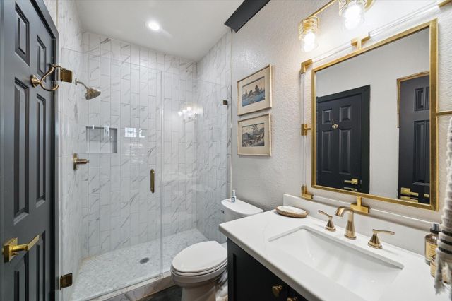 4110 Long Leaf Lane, Houston, TX 77365