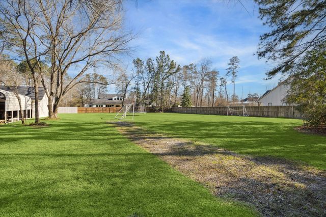 4110 Long Leaf Lane, Houston, TX 77365