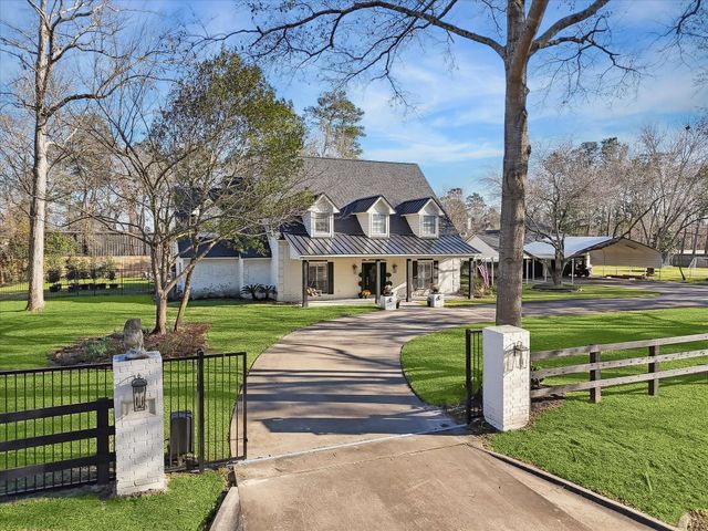 4110 Long Leaf Lane, Houston, TX 77365