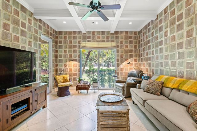 5840 Turnberry Lane, Vero Beach, FL 32967