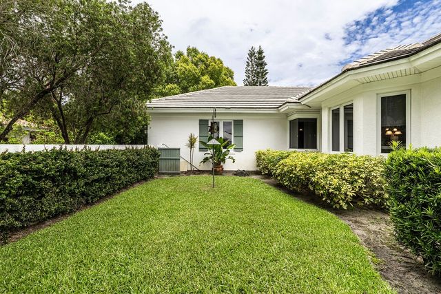5840 Turnberry Lane, Vero Beach, FL 32967