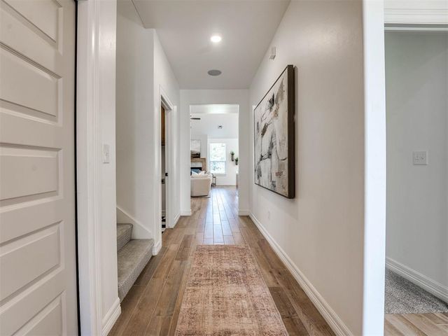 7713 Woods Edge Way, Yukon, OK 73099