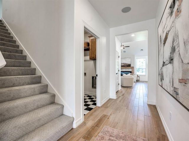 7713 Woods Edge Way, Yukon, OK 73099