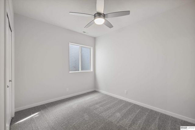 7925 N 94th Street, Omaha, NE 68122