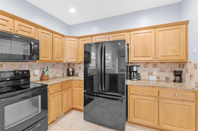 250 Rainbow Drive, Mansfield, GA 30055