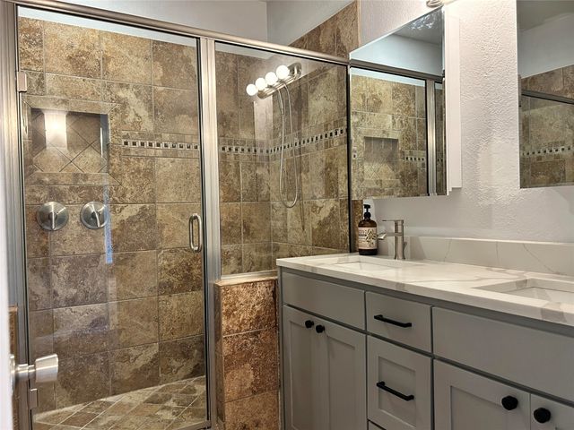 1734 Ascension Point 322, Arlington, TX 76006