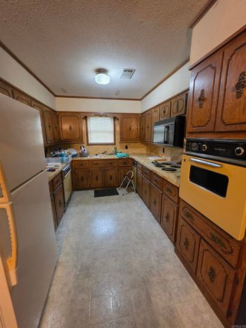 911 Harvey Street, Swifton, AR 72471
