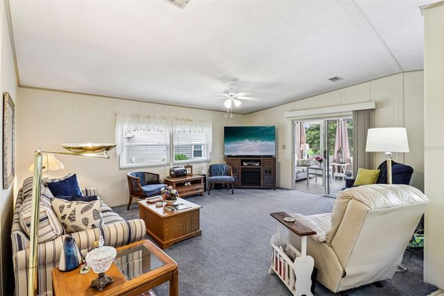 25120 CLIFFORD HILL, Leesburg, FL 34748