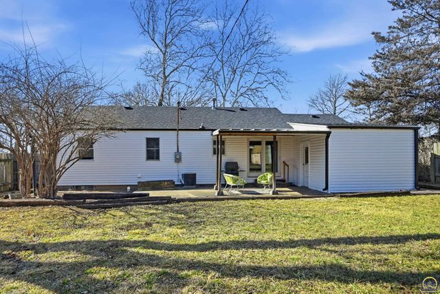 1306 SW Glendale DR, Topeka, KS 66604