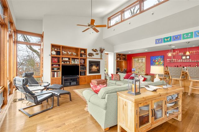 50 Riviera Drive, Rogers, AR 72756