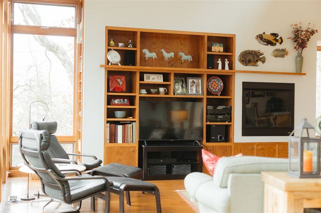 50 Riviera Drive, Rogers, AR 72756