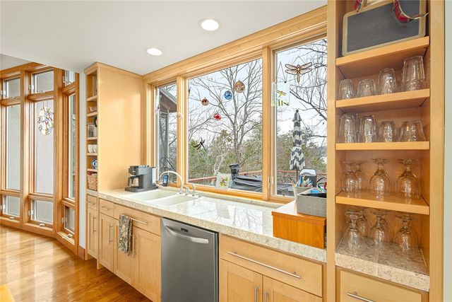 50 Riviera Drive, Rogers, AR 72756