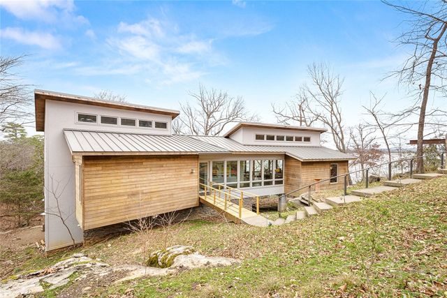 50 Riviera Drive, Rogers, AR 72756