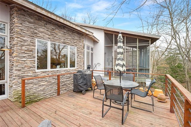 50 Riviera Drive, Rogers, AR 72756