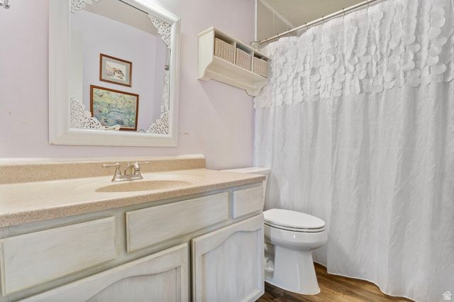 11722 S CASSOWARY DR, Sandy, UT 84092