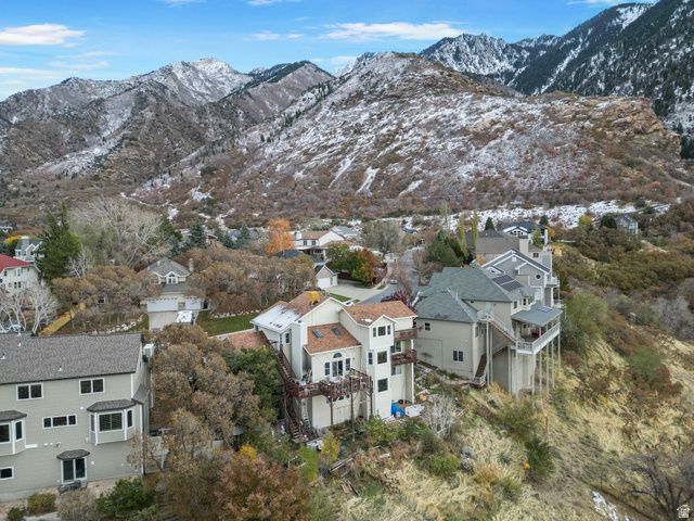 11722 S CASSOWARY DR, Sandy, UT 84092