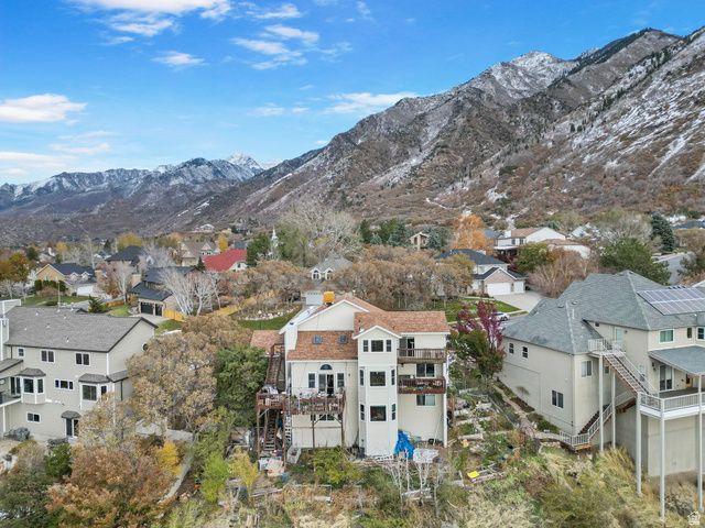 11722 S CASSOWARY DR, Sandy, UT 84092