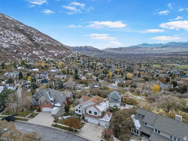 11722 S CASSOWARY DR, Sandy, UT 84092