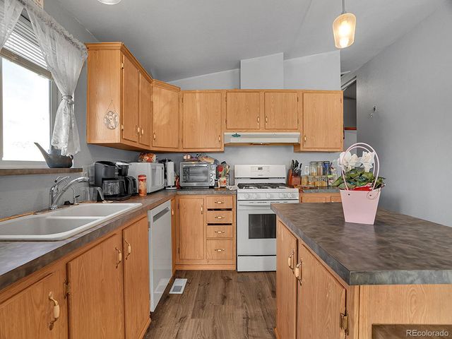 506 Prairie Avenue, Brighton, CO 80603