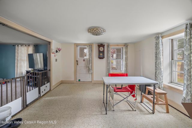 161 Route 9j, Stockport, NY 12534