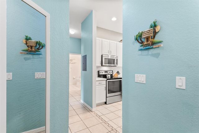 402 LUCAYA LOOP, Davenport, FL 33897