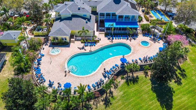 402 LUCAYA LOOP, Davenport, FL 33897