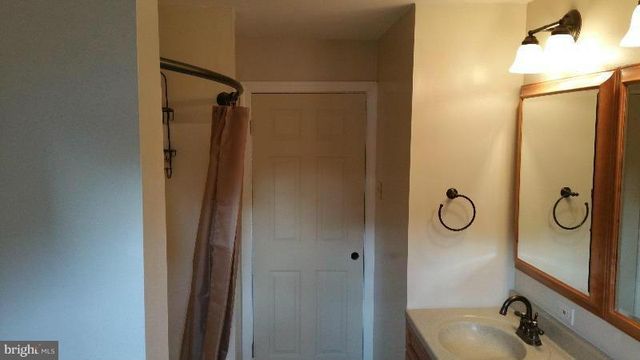 4807 WOODS WHARF RD, Shady Side, MD 20764