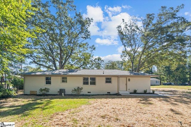 3 Strawberry Drive, Greenville, SC 29617