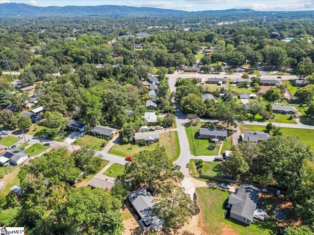 3 Strawberry Drive, Greenville, SC 29617