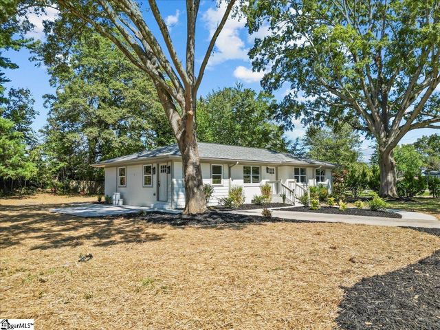 3 Strawberry Drive, Greenville, SC 29617